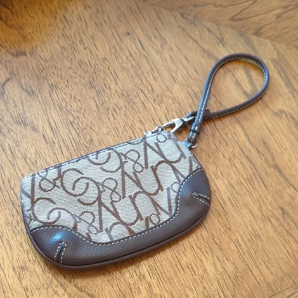 New York & Company Brown Monogram Wristlet - Picture 4 of 7
